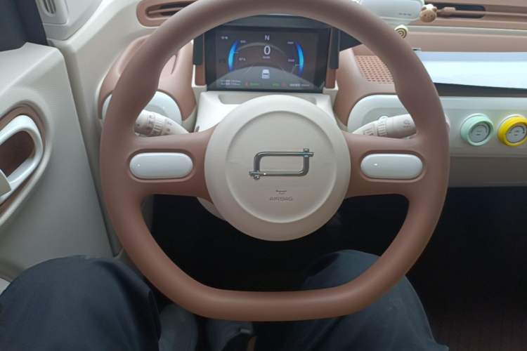 Used Bestune Pony 2026 222km Colorful Horse Steering Wheel