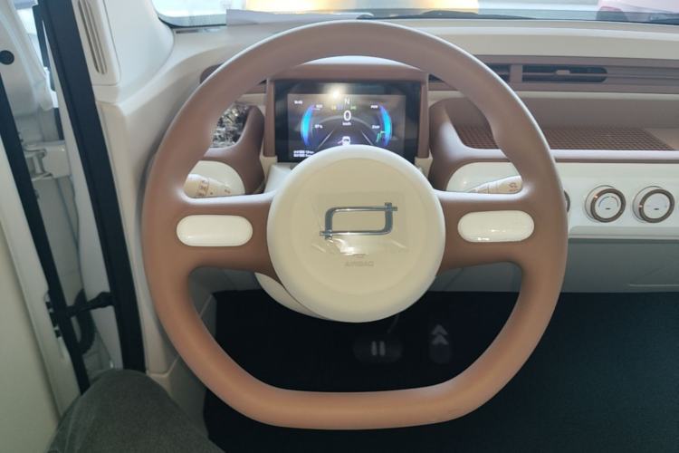 Used Bestune Pony 2026 222km Colorful Horse Steering Wheel