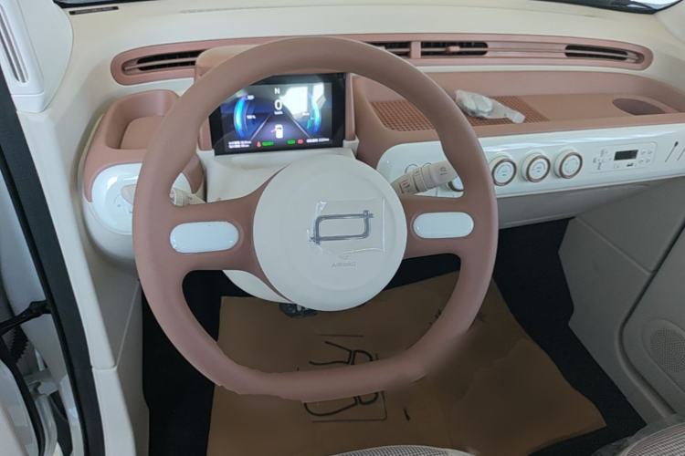 Used Bestune Pony 2026 222km Colorful Horse Steering Wheel