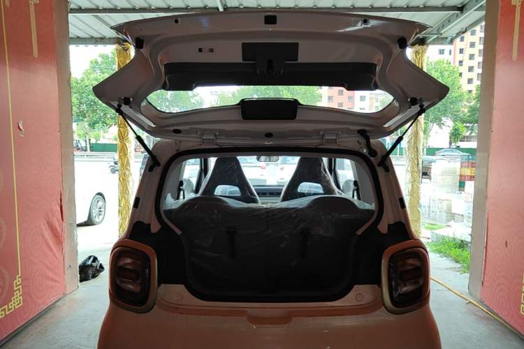 Used Bestune Pony 2026 Model 222km Cute Horse Trunk