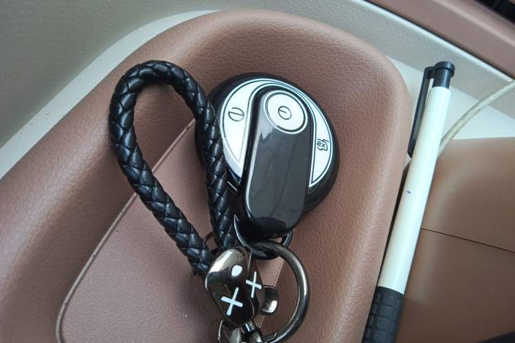 Used Bestune Pony 2026 222km Colorful Horse Vehicle Key