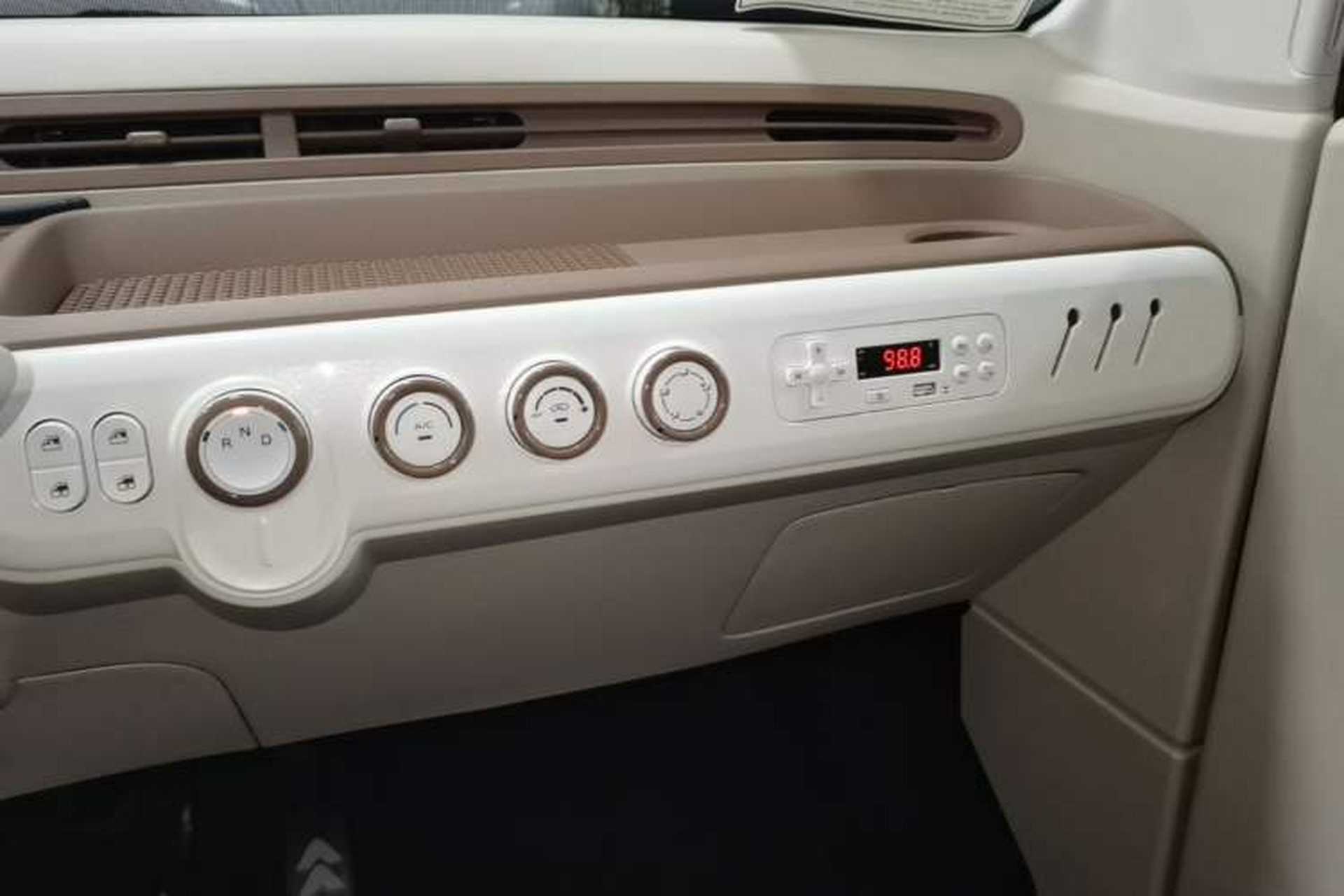 Used Bestune Pony 2026 Model 222km Shining Horse Audio And AC Panel