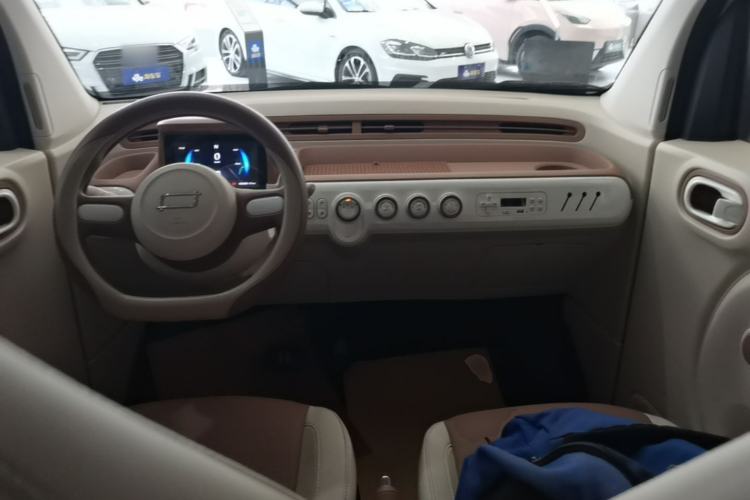 Used Bestune Pony 2026 Model 222km Shining Horse Center Console