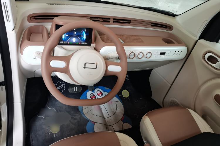 Used Bestune Pony 2026 Model 222km Shining Horse Center Console