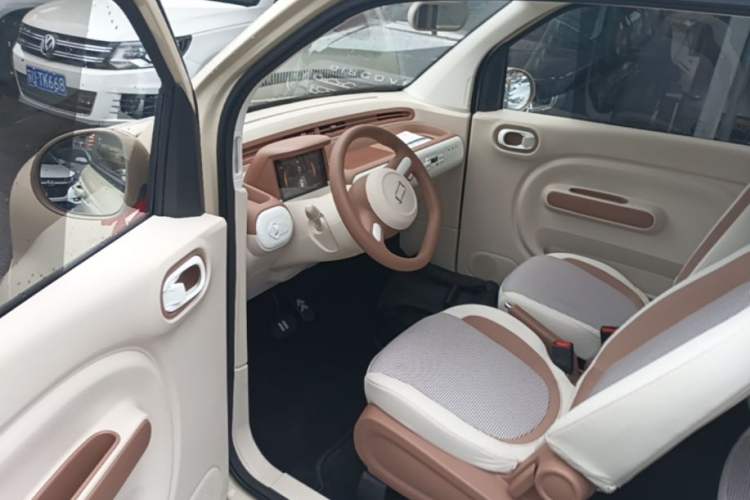 Used Bestune Pony 2026 Model 222km Cute Horse Plus Driver Seat