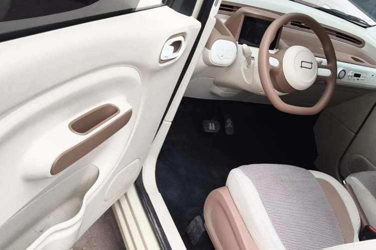 Used Bestune Pony 2026 222km Colorful Horse Driver Seat