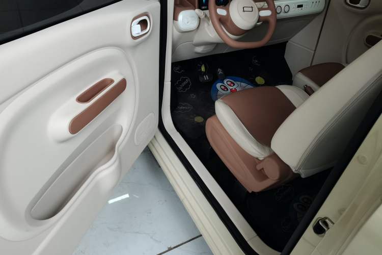 Used Bestune Pony 2026 Model 222km Shining Horse Driver Seat