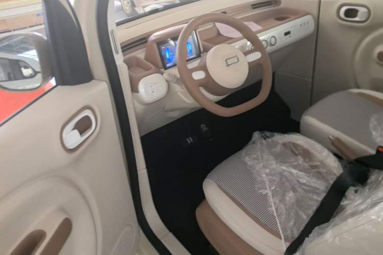 Used Bestune Pony 2026 222km Colorful Horse Driver Seat