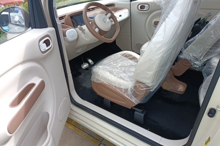 Used Bestune Pony 2026 222km Colorful Horse Driver Seat