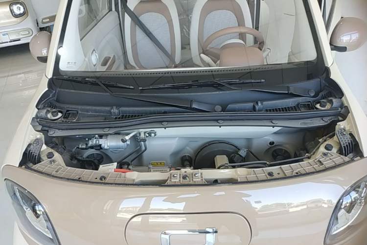 Used Bestune Pony 2026 222km Colorful Horse Engine Bay