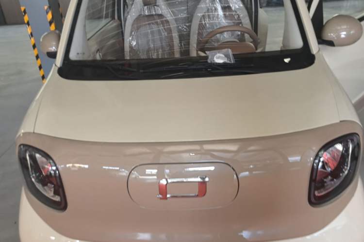 Used Bestune Pony 2026 222km Colorful Horse Engine Bay