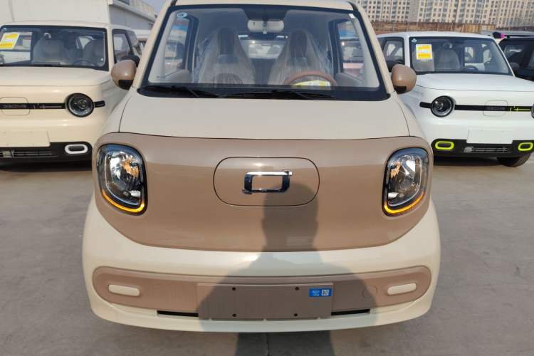 Used Bestune Pony 2026 222km Colorful Horse Exterior 1