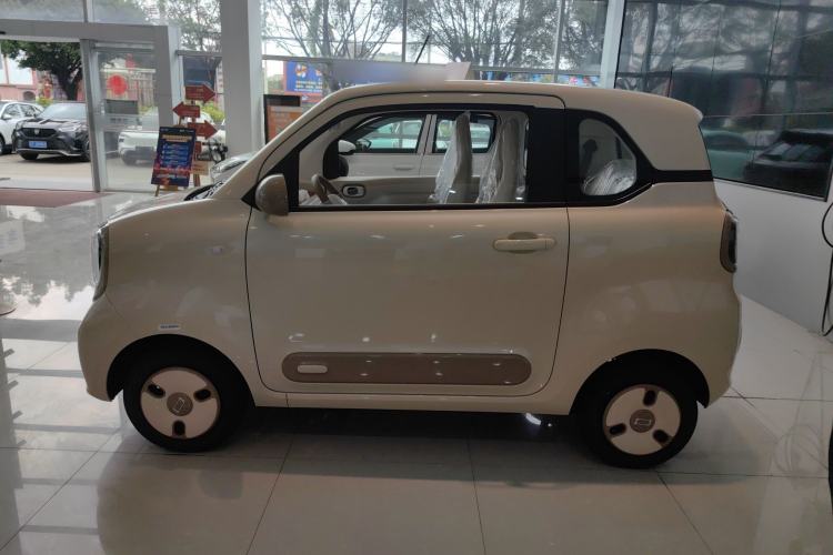 Used Bestune Pony 2026 222km Colorful Horse Exterior 6