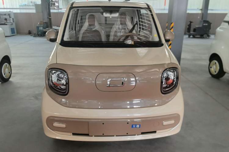 Used Bestune Pony 2026 222km Colorful Horse Front