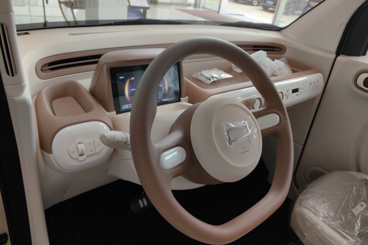 Used Bestune Pony 2026 222km Colorful Horse Interior 2