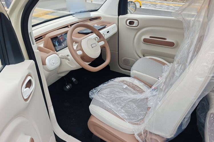 Used Bestune Pony 2026 222km Colorful Horse Interior 2