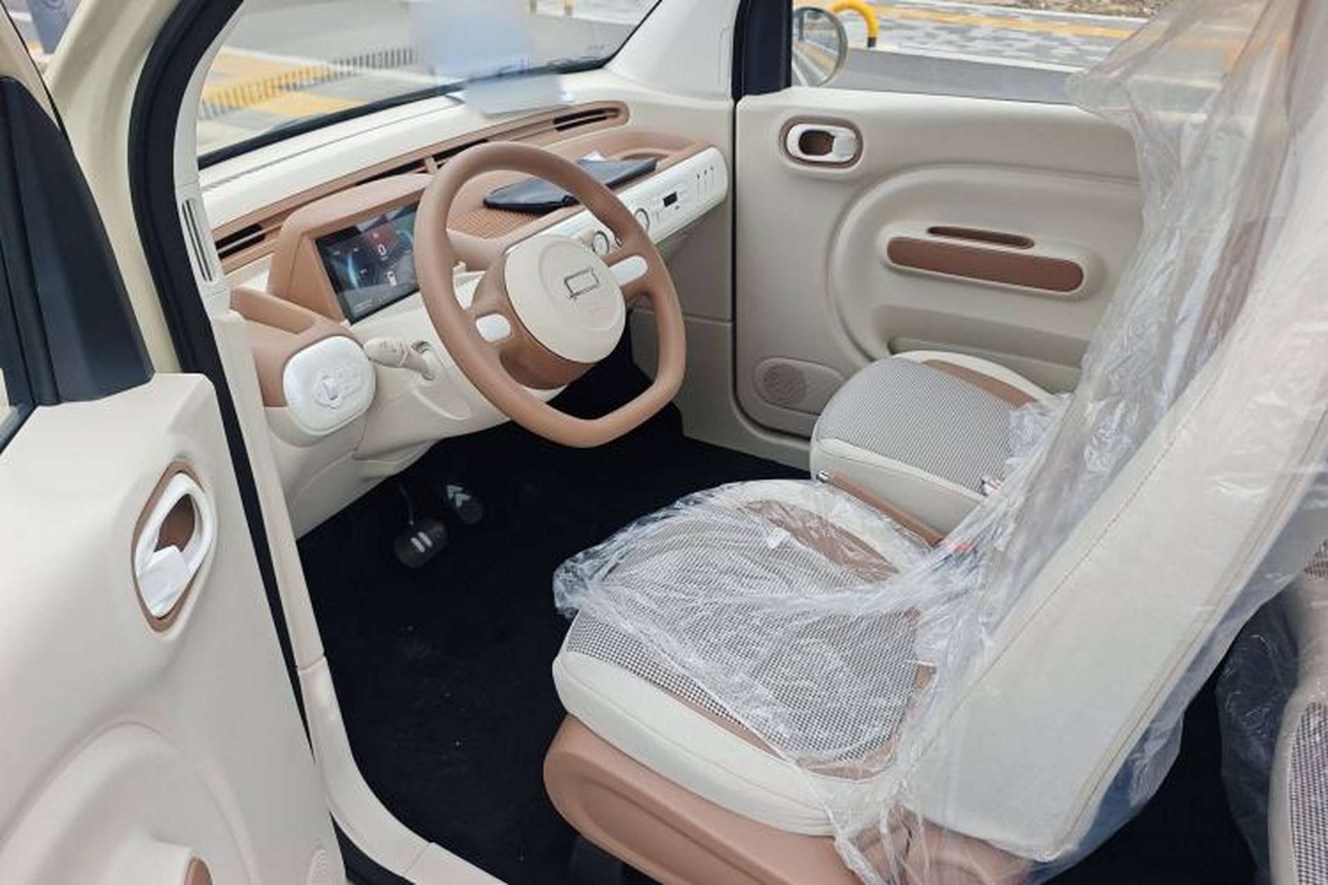 Used Bestune Pony 2026 222km Colorful Horse Interior 2
