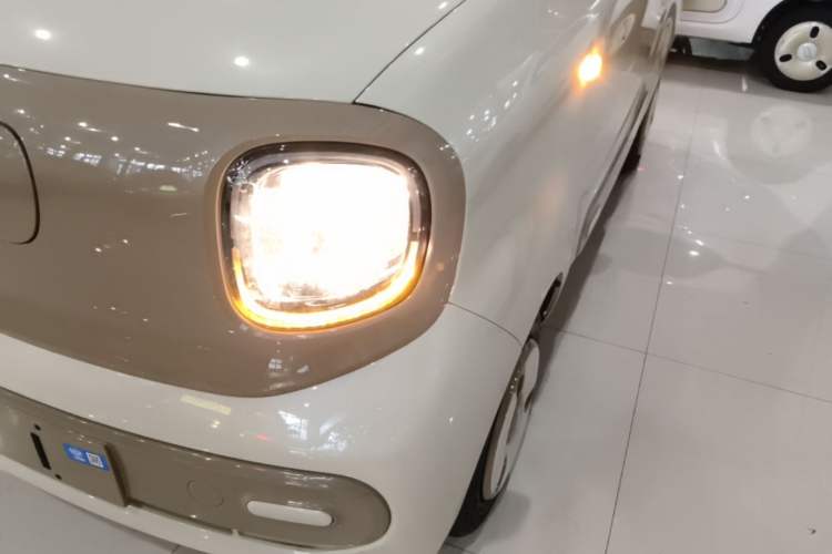 Used Bestune Pony 2026 222km Colorful Horse Left Front Headlight