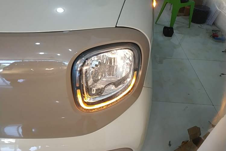 Used Bestune Pony 2026 222km Colorful Horse Left Front Headlight