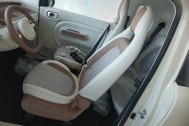 Used Bestune Pony 2026 222km Colorful Horse Left Front Seat