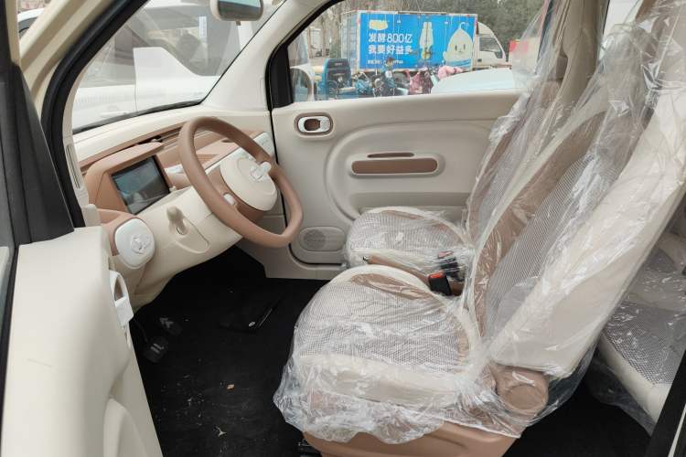 Used Bestune Pony 2026 222km Colorful Horse Left Front Seat