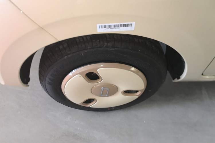 Used Bestune Pony 2026 222km Colorful Horse Left Front Wheel Hub