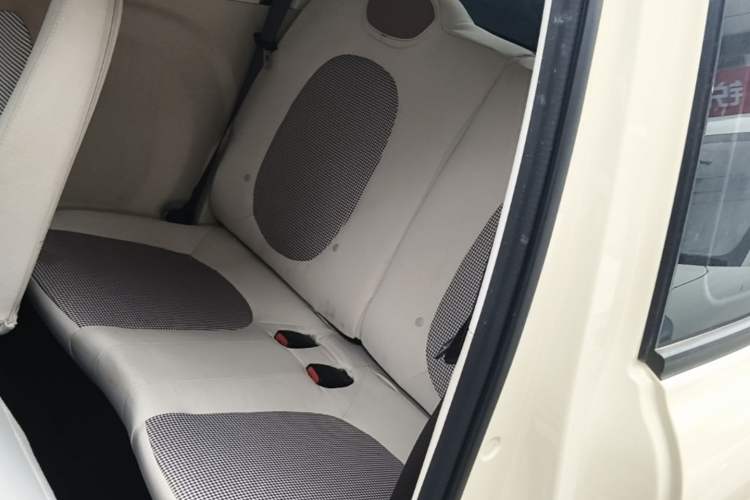 Used Bestune Pony 2026 222km Colorful Horse Left Rear Seat