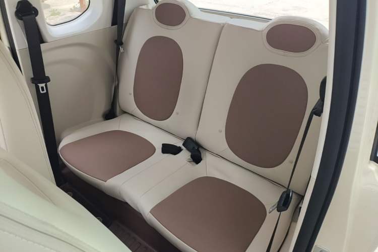 Used Bestune Pony 2026 Model 222km Shining Horse Left Rear Seat
