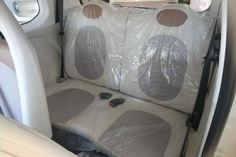 Used Bestune Pony 2026 222km Colorful Horse Left Rear Seat