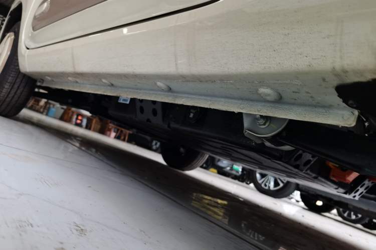 Used Bestune Pony 2026 Model 222km Shining Horse Left Side Sill