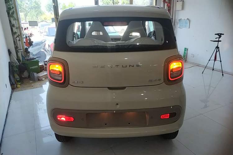 Used Bestune Pony 2026 222km Colorful Horse Rear