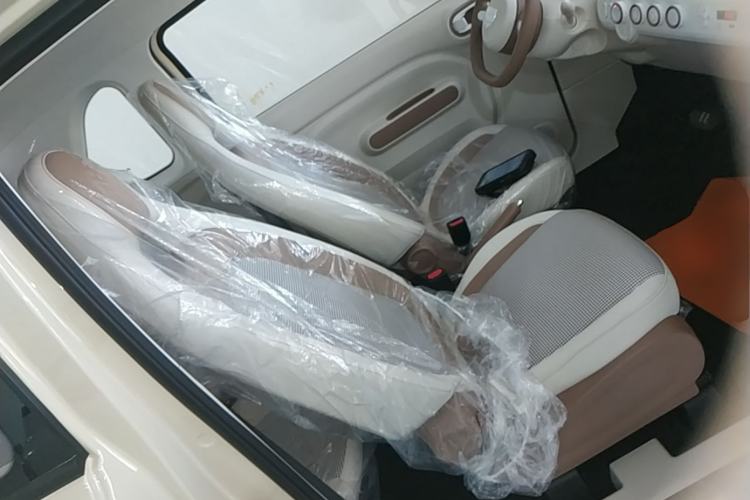 Used Bestune Pony 2026 222km Colorful Horse Right Front Seat