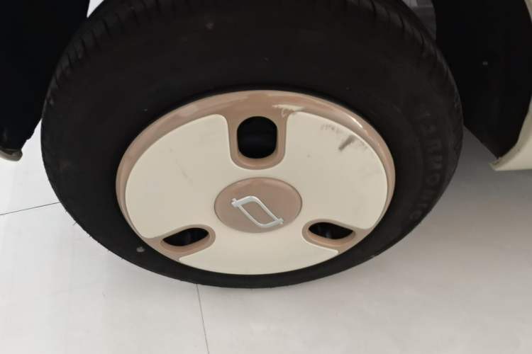 Used Bestune Pony 2026 Model 222km Shining Horse Right Rear Wheel Hub