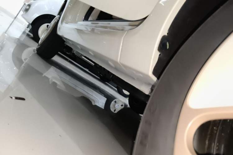 Used Bestune Pony 2026 222km Colorful Horse Right Side Sill
