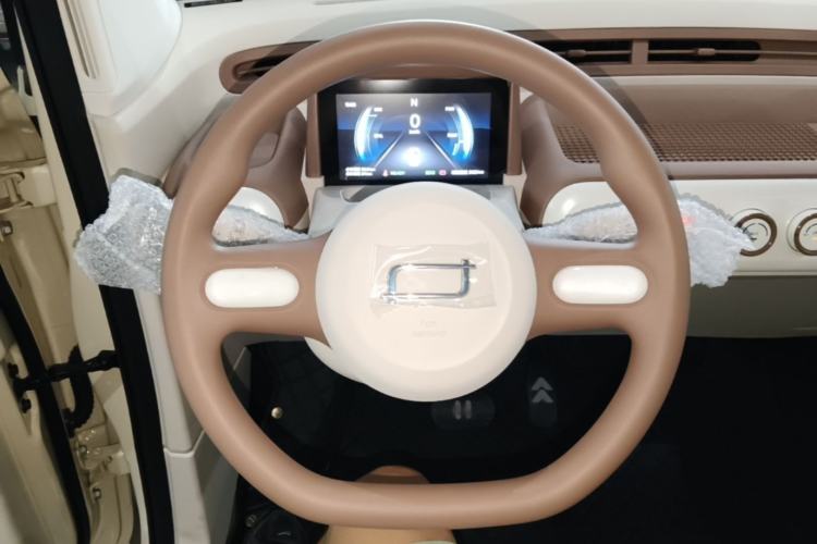 Used Bestune Pony 2026 222km Colorful Horse Steering Wheel