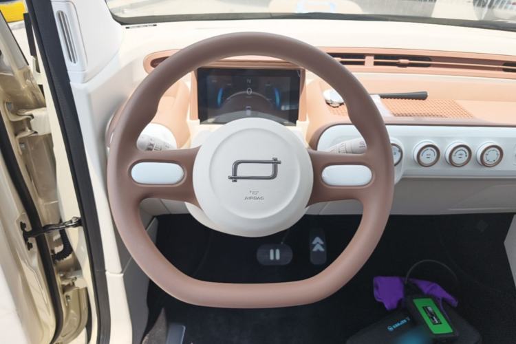 Used Bestune Pony 2026 222km Colorful Horse Steering Wheel