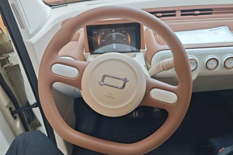 Used Bestune Pony 2026 Model 222km Shining Horse Steering Wheel