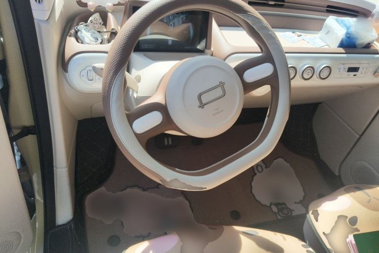 Used Bestune Pony 2026 222km Colorful Horse Steering Wheel