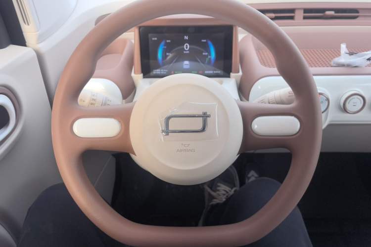 Used Bestune Pony 2026 222km Colorful Horse Steering Wheel