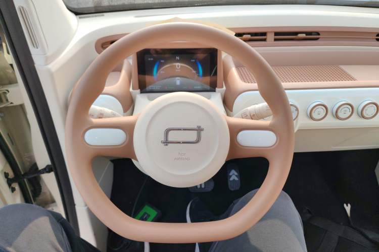 Used Bestune Pony 2026 222km Colorful Horse Steering Wheel