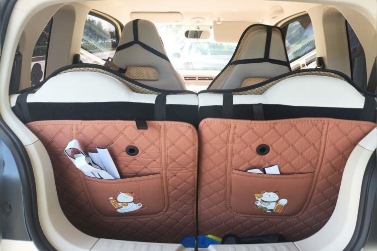 Used Bestune Pony 2026 222km Colorful Horse Trunk