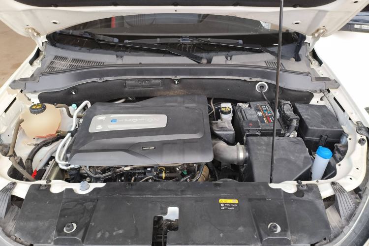 Used Bestune T33 2021 1.2T DCT Luxury Model Engine Bay