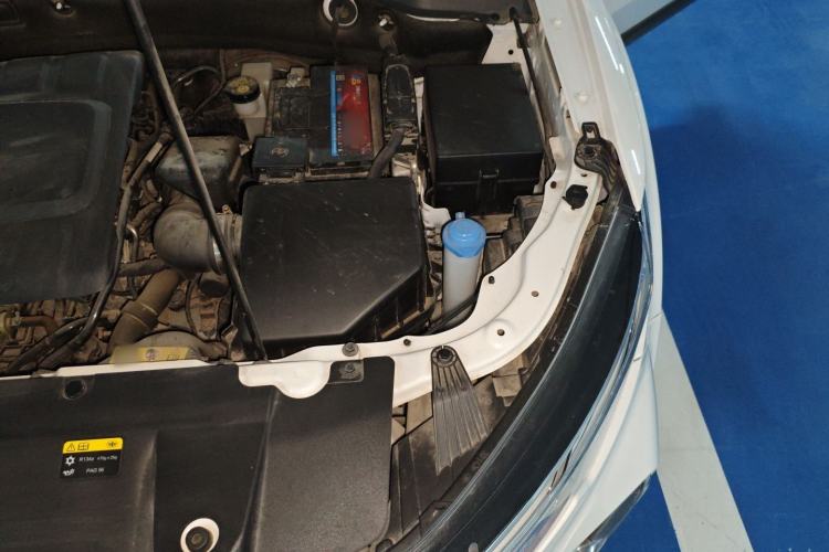 Used Bestune T33 2021 1.2T DCT Luxury Model Engine Bay Left