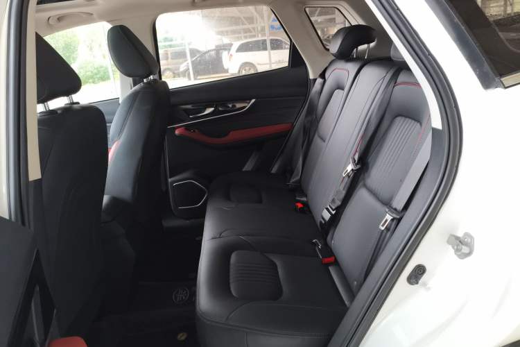 Used Bestune T33 2021 1.2T DCT Luxury Model Left Rear Seat