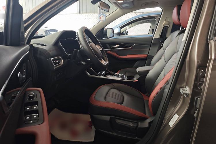 Used Bestune T33 2019 1.6L Automatic Luxury Edition China VI Interior 5