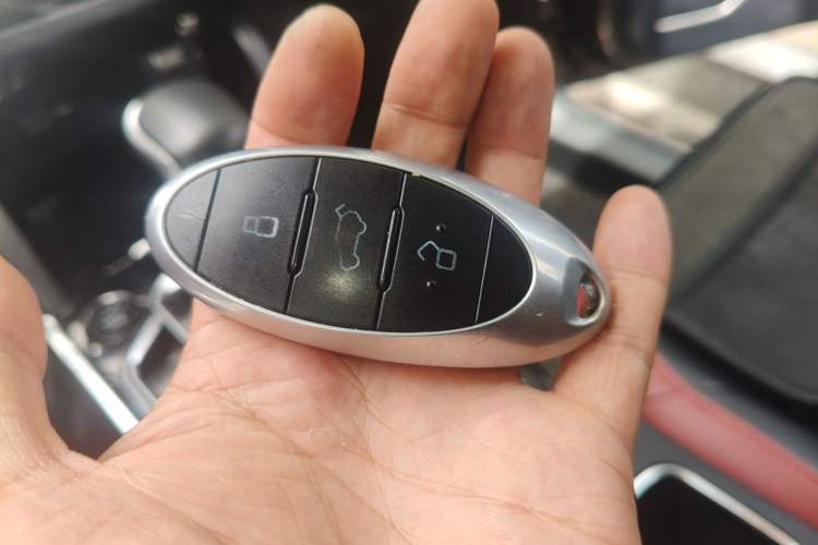 Used Bestune T33 2019 1.6L Automatic Luxury Edition China VI Vehicle Key