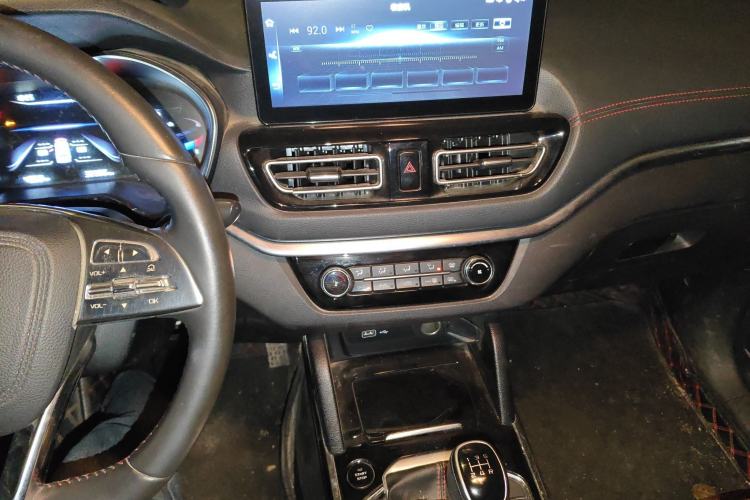 Used Bestune T33 2019 1.6L Manual Luxury Edition China VI Audio And AC Panel