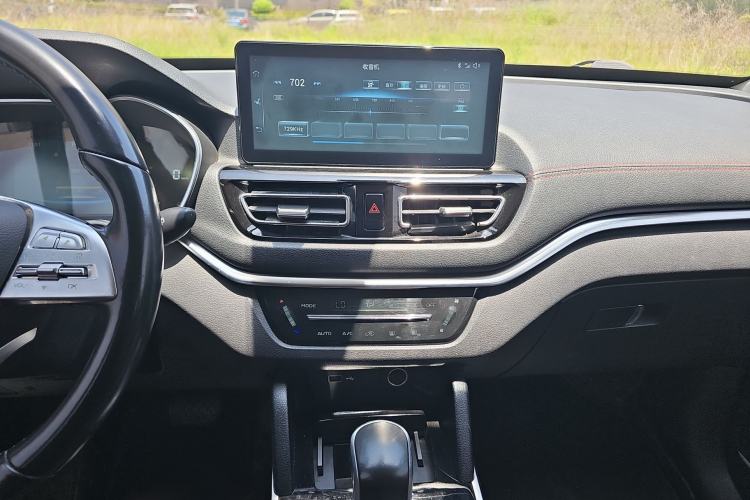 Used Bestune T33 2019 1.6L Automatic Connected Smart Cool Version China V Emission Standard Audio And AC Panel