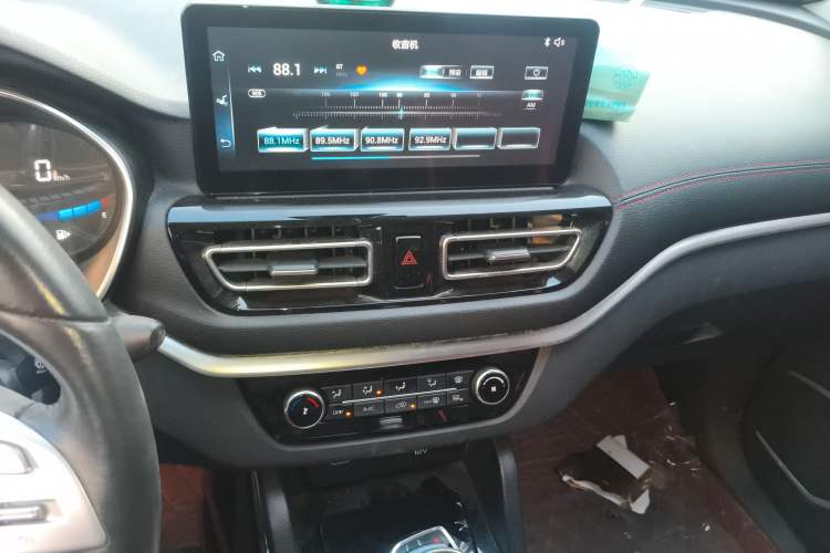 Used Bestune T33 2019 1.6L Automatic Luxury Edition China VI Audio And AC Panel