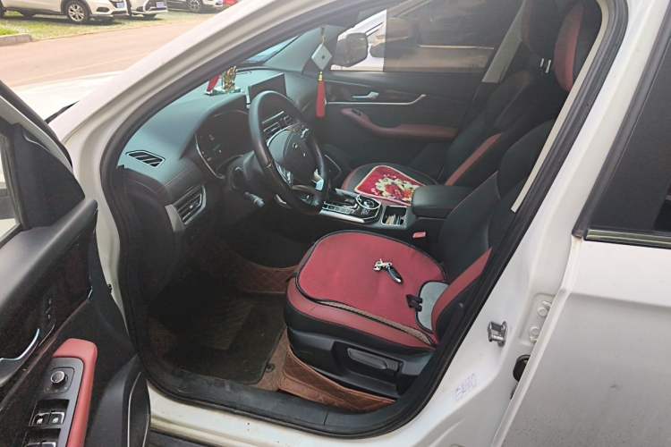 Used Bestune T33 2019 1.6L Automatic Luxury Edition China VI Driver Seat